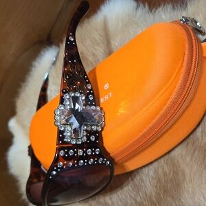 Montana West Cross Leopard Detail Sparkle Sunglasses - Read Description